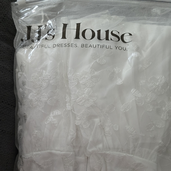 JJ's House White Floral Wedding Dress - Picture 6 of 6